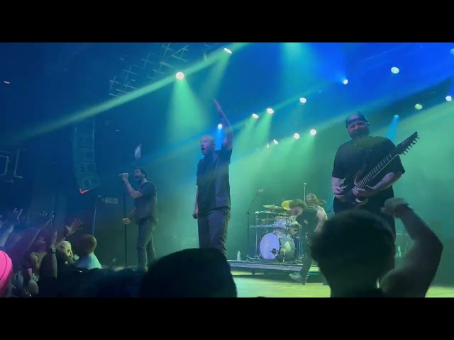 Volumes - Edge of the Earth (Live) - Issues Farewell Tour