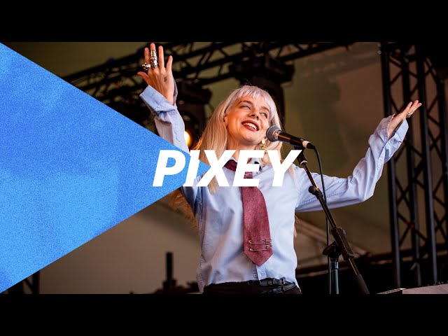 Pixey - Daisy Chain (feat. Tayo Sound) (BBC Music Introducing at Reading 2023)