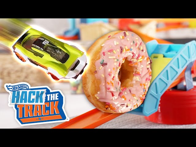 The ULTIMATE Breakfast DIY Challenge! 🥞🍳 | Hack the Track | Hot Wheels