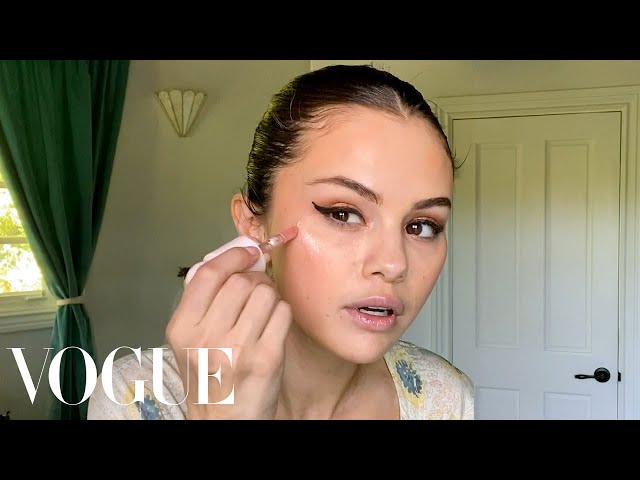 Selena Gomez's Guide to the Perfect Cat Eye | Beauty Secrets | Vogue
