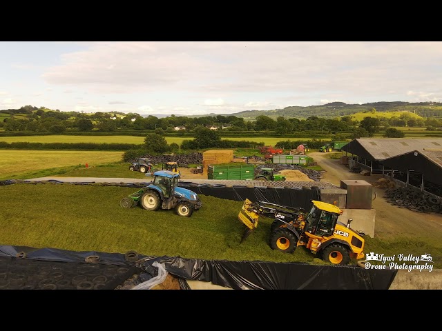 GRASSFANS - Tywi Valley Drone Photography