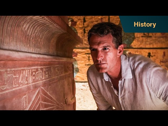 Analysing The Walls Of Egyptian Tombs | Tutankhamun with Dan Snow