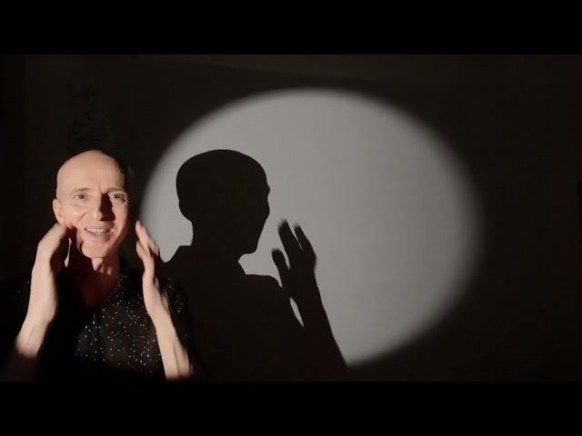 An attempt to make a Lord Voldemort hand shadow