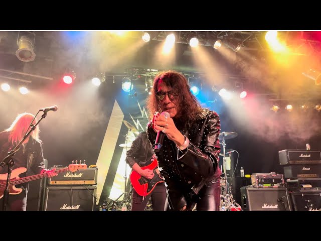 Stephen Pearcy, with Music Mob and Johnny Monaco, live in Las Vegas.  1-25-23