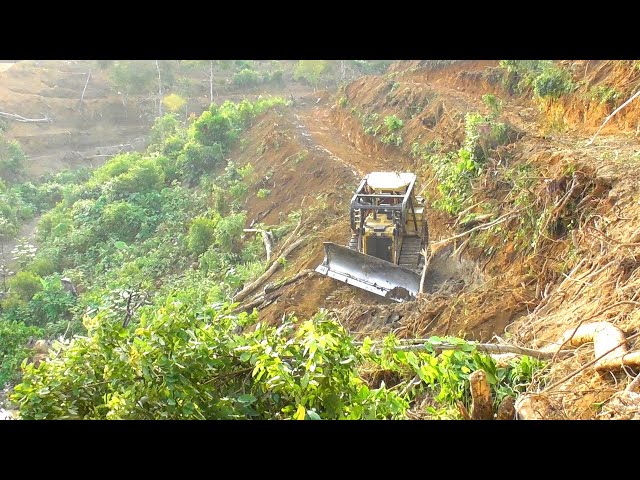 Bulldozers Fail to Dig Mountain Rock || Bulldozers Fail to Dig