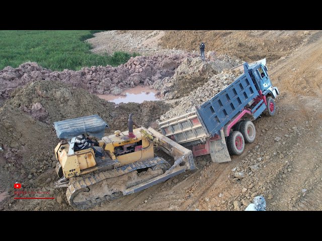 Power Bulldozer Dump Truck Extreme Heavy Getting Stuck Out Pushing And Removing Soils