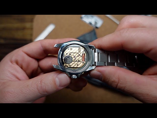 How to Change the Battery on a Seiko Watch, Grand Seiko 9F Movement