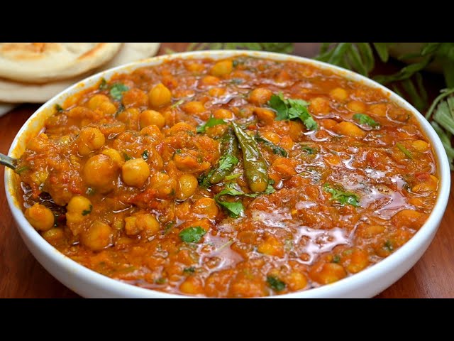 Cooking an easy chickpeas recipe that tasted beyond my expectations 😋 TASTY with rice or bread!