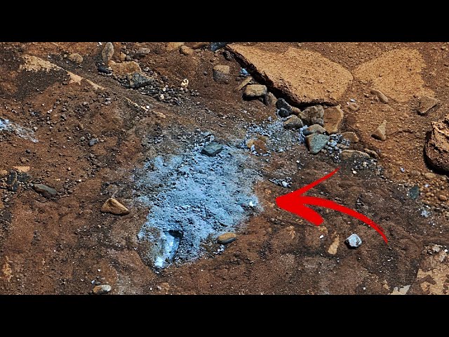 Feldspar powder exposed after cracking Martian Bonanza King rock