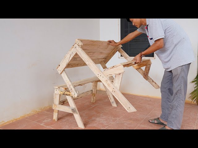 Woodworking Ideas - Folding Outdoor Bench Table into Bench Seat