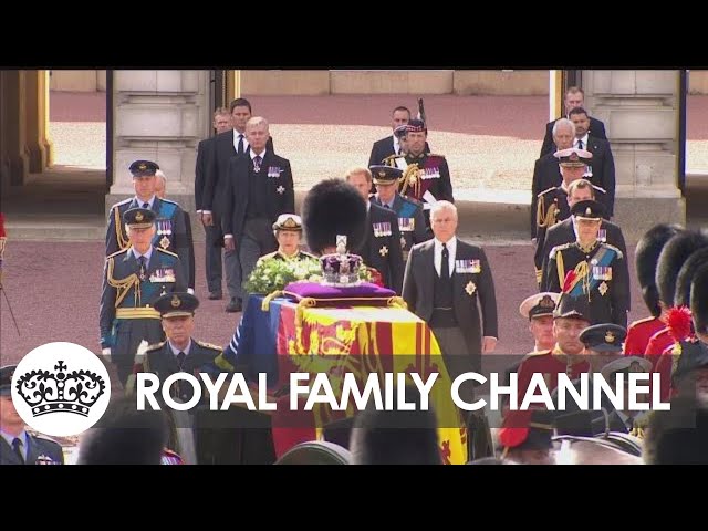 The Queen Leaves Buckingham Palace for the Last Time