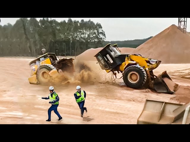 World's Dangerous Idiot Bulldozer Operator Skills, Biggest Heavy Equipment Machines Working Fails