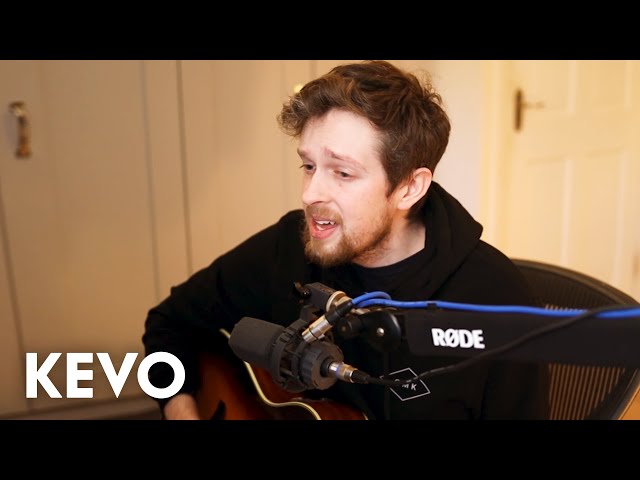Flowers - Miley Cyrus (Acoustic Cover) - CallMeKevin