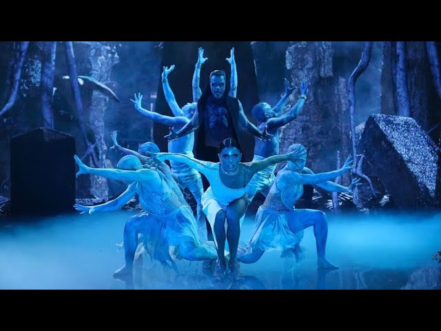 Derek Hough and Hayley Erbert's Horror Night Performance (Week 6) | Dancing With The Stars