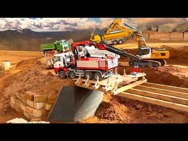 HUGE RC Construction with RC Truck Crane !!