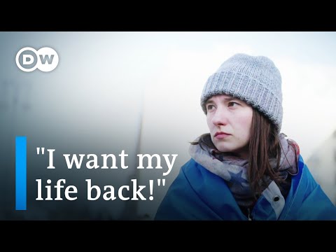 Fleeing war in Ukraine - Tanya’s story | DW Documentary