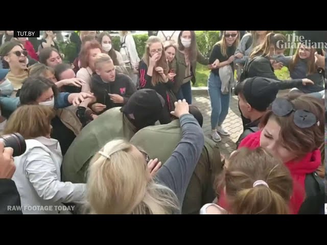 Belarus Protests: Women tear balaclavas off security officers amid mass arrests
