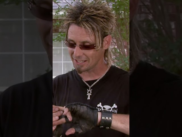 Billy Encounters Unwelcome Guest 🐍😬🚫 | Billy the Exterminator | A&E #shorts