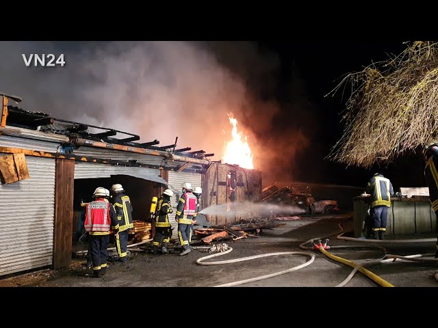 22.04.2020 - VN24 - Scheune mit technischen Geräten durch Flammen zerstört