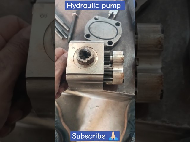 hydraulic pump #shorts #viral #technology #work #hydraulic #pump #maintenance