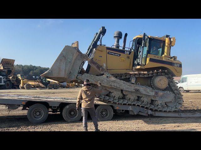 CEO Of Mega Machines Channel Loading & Transporting On Site The Cat D8T Bulldozer-Sotiriadis - 4k