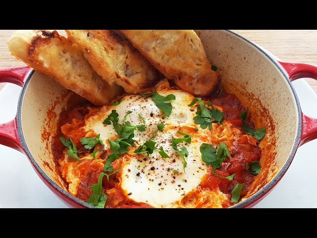 Easiest Shakshuka Recipe | Eggs Poached in Spicy Tomato Sauce