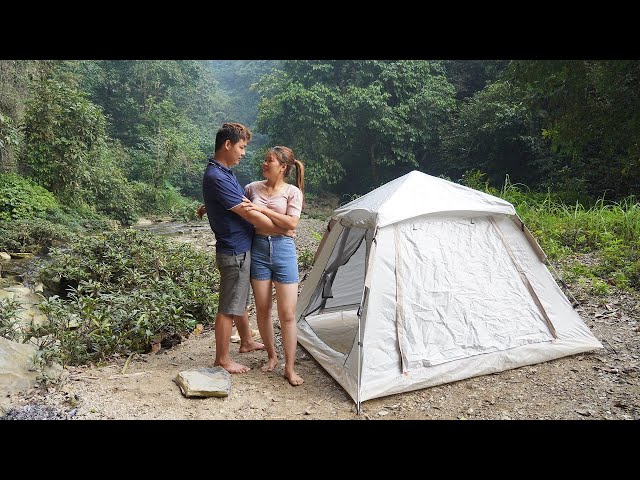 Camping with boyfriend / spending the night selling relaxing fish, ASMR