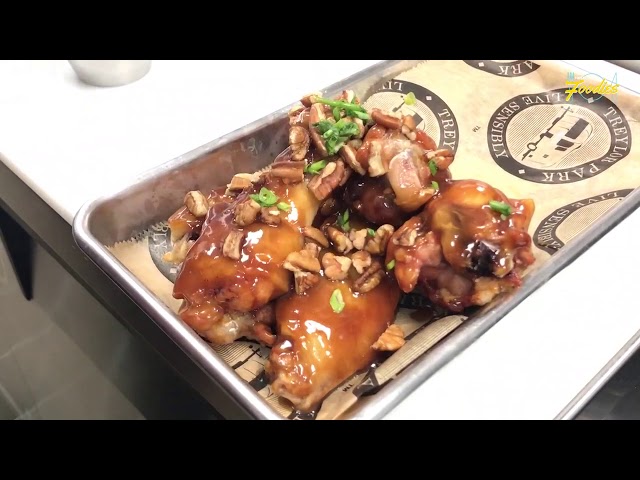 First Coast Foodies: Trying PB&J chicken wings!
