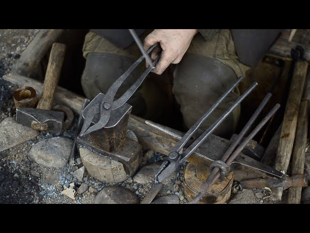 3 ways to make blacksmith tongs