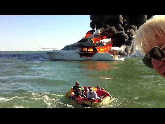Motor Yacht Final Act burns and sinks
