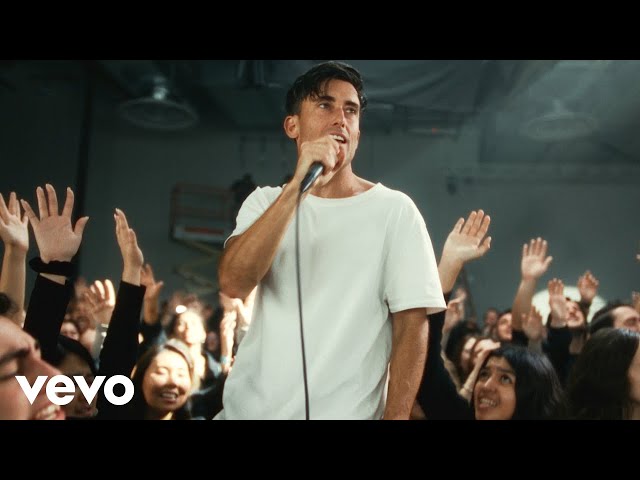 Phil Wickham - I Believe (Official Music Video)