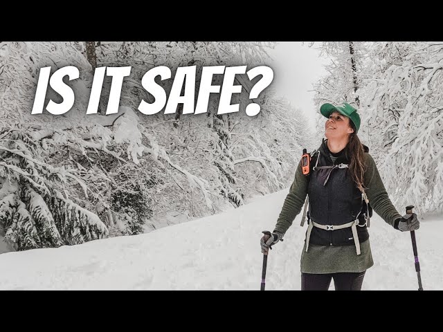 How To Stay Safe When Hiking in the Winter