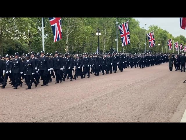 Thousands of Police Officers Deployed for Queen’s Funeral