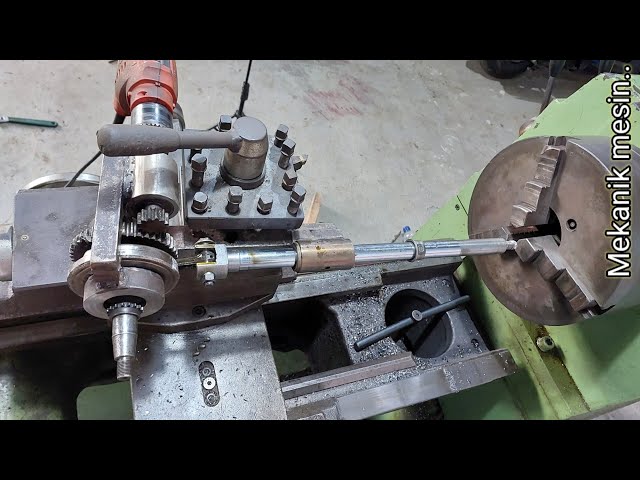Don't forget this old technique!! Making a slotting machine rod with a lathe