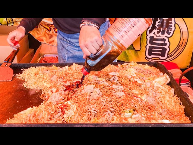 Japanese Street Food - Yakisoba Fried Noodles 焼きそば