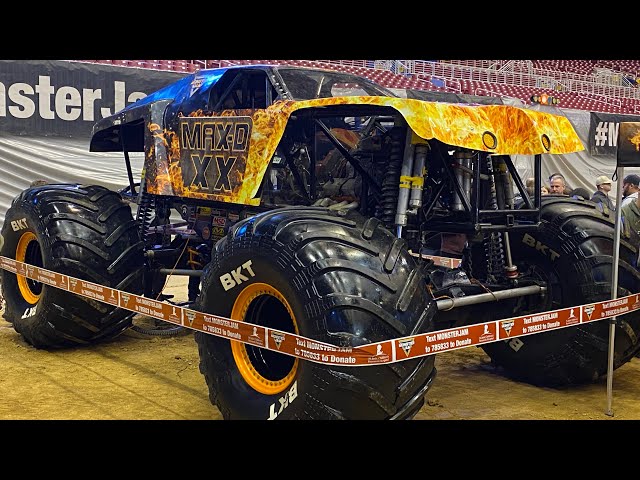 Nachos TV Monster Truck Highlights with Tom Meents and Max-D XX