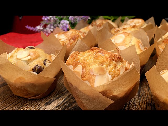 The neighbors are jealous! A very tasty and easy muffin recipe for the holiday.