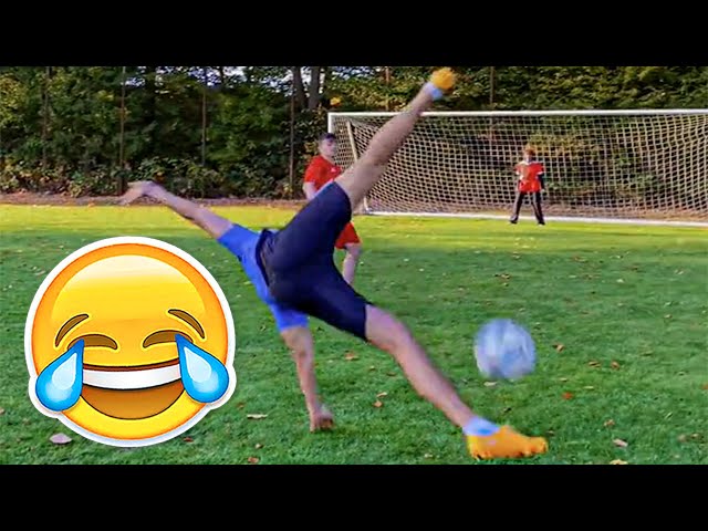 COMEDY MOMENTS IN FOOTBALL 😂🤣 FUNNIEST FAILS 2023