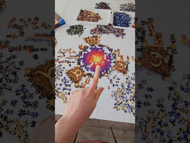 Finally working on it for real! - Day 3 of the 9000 Piece Puzzle 🧩