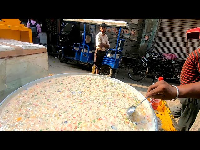 BEST YUMMY FRUIT CREAM | Fruit Cream Man of India | Indian Street Food