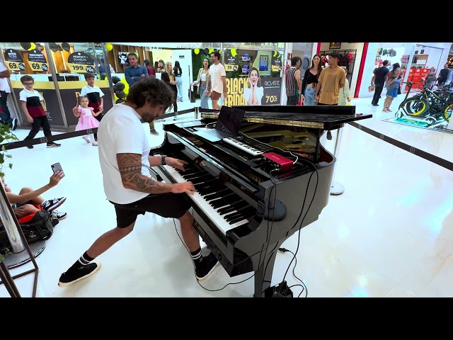 Beat It Michael Jackson (Piano Shopping Mall)
