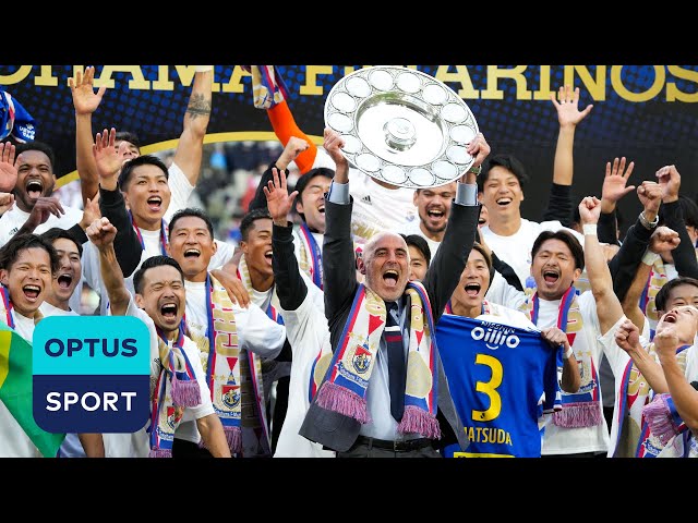 J.LEAGUE CHAMPIONS! Yokohama F. Marinos lift the 2022 J.League trophy