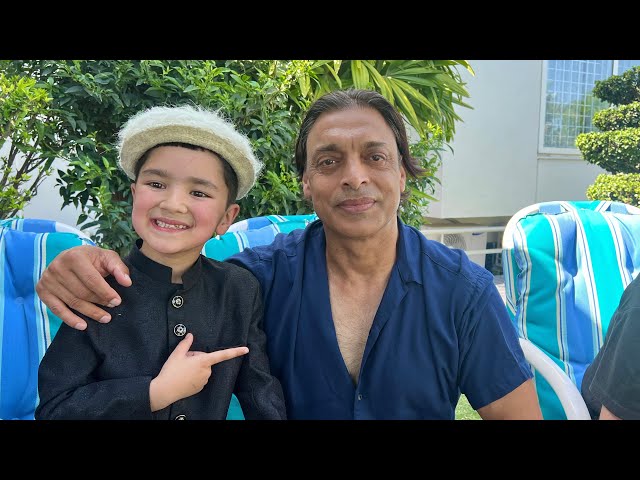 I Met Shoaib Akhtar 😍 Fastest Bowler in The World