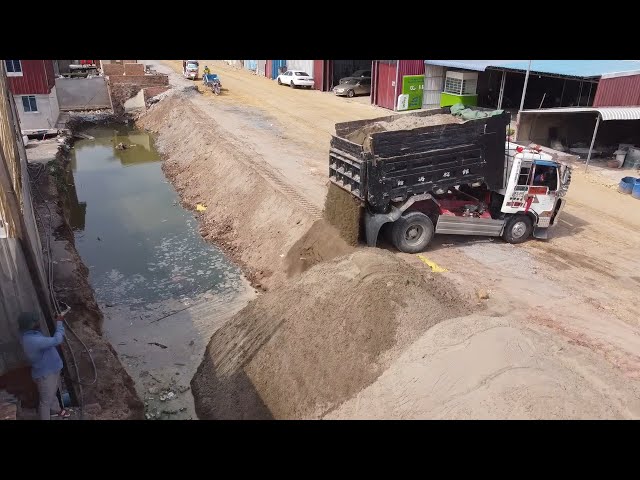 Best Old Project!! 5T Dump Trucks Loading Sand Slide Into Water Pushing By an Old Bulldozer
