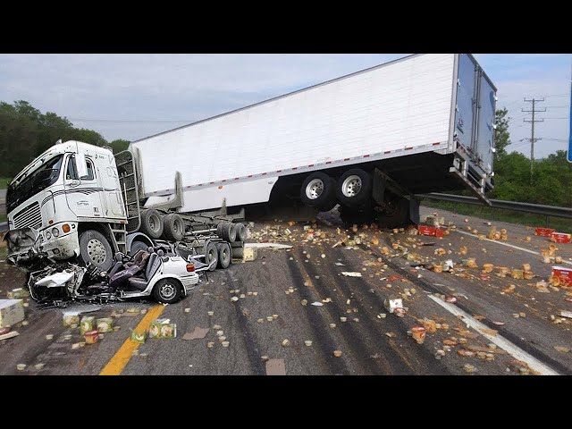Extreme Dangerous Dump Truck Fails Compilation! Crazy Heavy Equipment Truck Machines Driving Fails