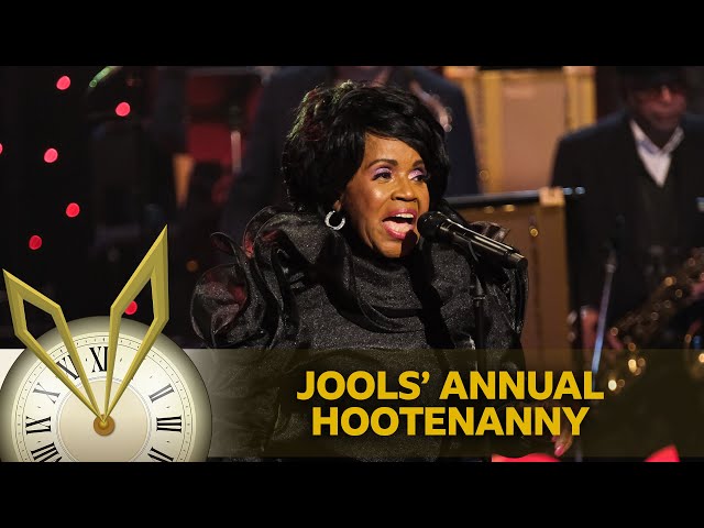 P.P. Arnold - Let’s Stay Together (Jools' Annual Hootenanny)