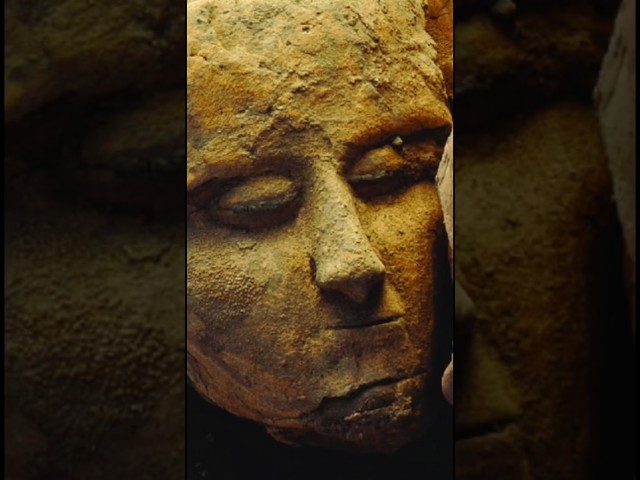11,000-Year-Old Plastered Skulls of Tell Aswad