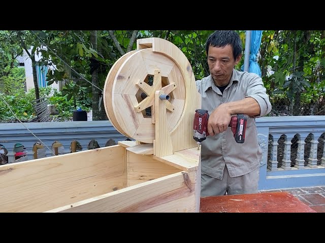 Great Creative And Ingenious Woodworking Ideas Will Surprise You // DIY A Wooden Aquarium For Garden