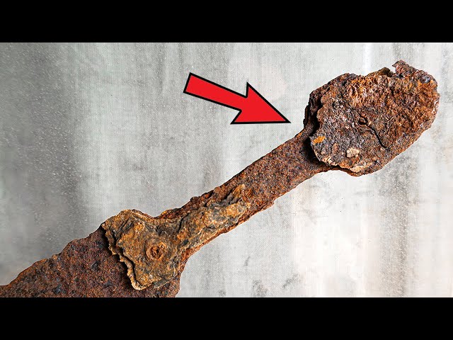 Restoration of Rusty Caucasian Dagger