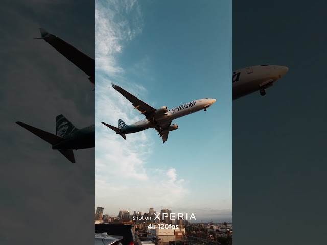 Take cinematic scenes to new heights on #Xperia1V ✈️ #Shorts​